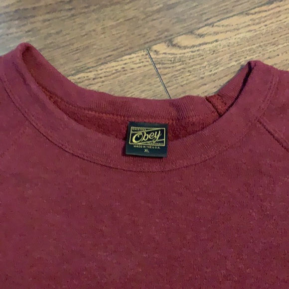 OBEY crewneck sweater - Picture 8 of 10